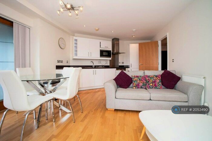 1 Bedroom Flat To Rent In Enid St, London, SE16