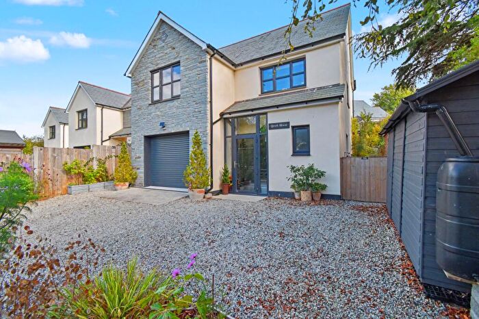 4 Bedroom Detached House For Sale In Devonshire Gardens North Tawton, EX20