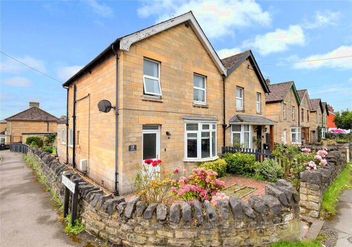 3 Bedroom Semi-Detached House To Rent In Bath Road, Devizes, Wiltshire, SN10