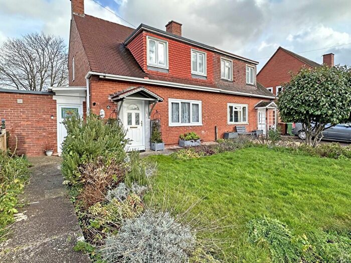 2 Bedroom Semi Detached House For Sale In Wear Barton Road, Exeter, EX2