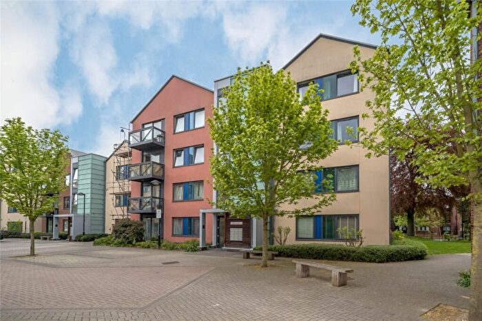 1 Bedroom Flat To Rent In Warren House, Union Lane, Isleworth, TW7