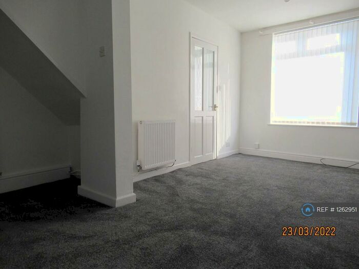 2 Bedroom End Of Terrace House To Rent In Dane Street, Liverpool, L4