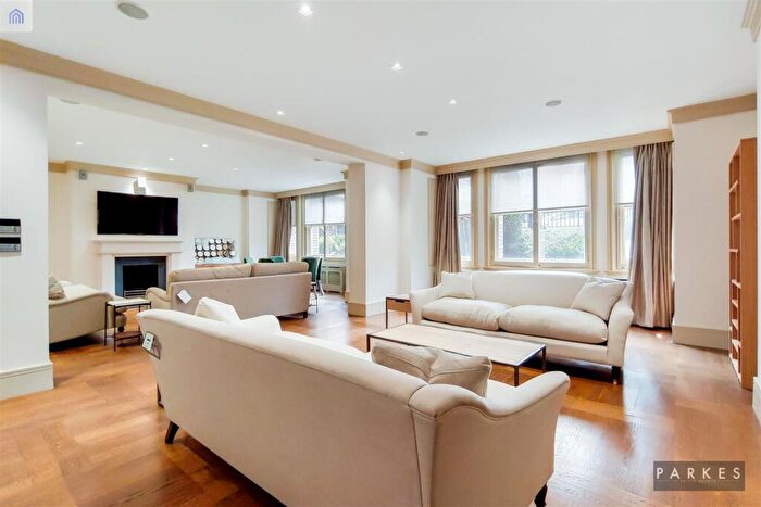 2 Bedroom Apartment To Rent In Harley House, Marylebone, London, NW1