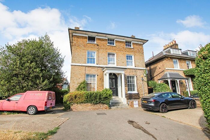 1 Bedroom Flat For Sale In Sussex Place, Slough, SL1