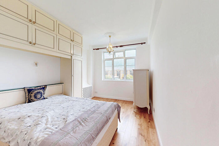 2 Bedroom Apartment To Rent In Grove End Gardens, Grove End Road, St John's Wood, London, NW8
