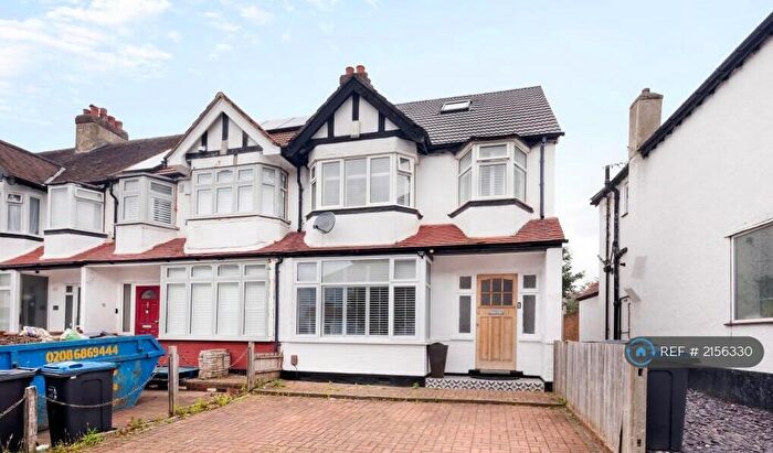 5 Bedroom End Of Terrace House To Rent In Davidson Road, Croydon, CR0