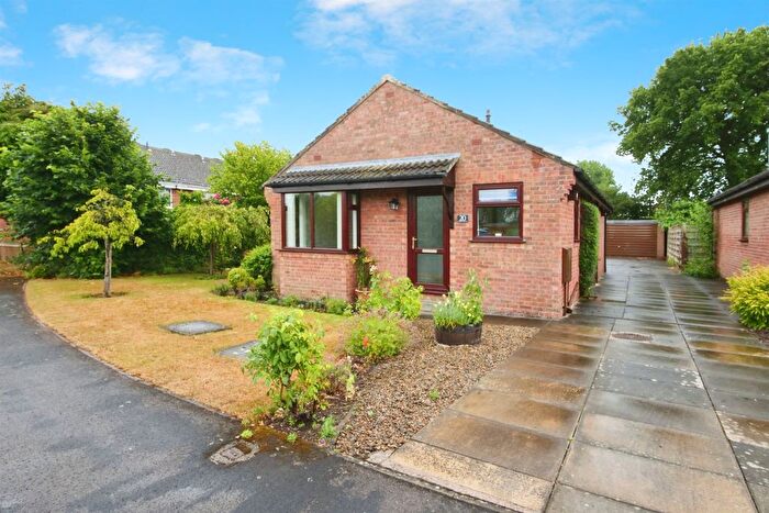 3 Bedroom Detached Bungalow For Sale In Chatsworth Drive, Haxby, York, YO32