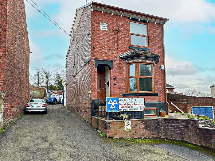 4 Bedroom Detached House For Sale In Gospel End Street, Sedgley, DY3