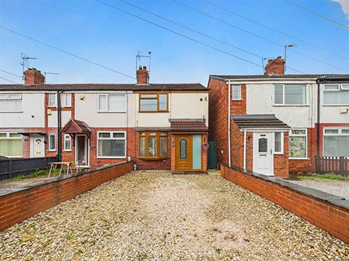 2 Bedroom Terraced House For Sale In Roslyn Road, Hull, HU3