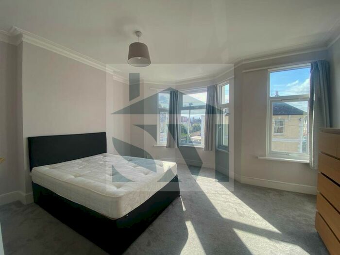 4 Bedroom Terraced House To Rent In Totterdown Street, London, SW17