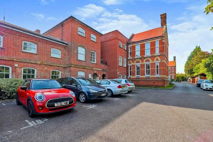 1 Bedroom Flat To Rent In George Roche Road, Canterbury, CT1