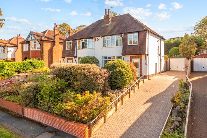 3 Bedroom Semi-Detached House For Sale In Scott Hall Road, Moortown, Leeds, LS17