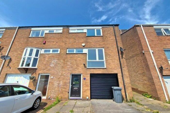 3 Bedroom End Of Terrace House To Rent In Gorsly Piece, Birmingham, B32
