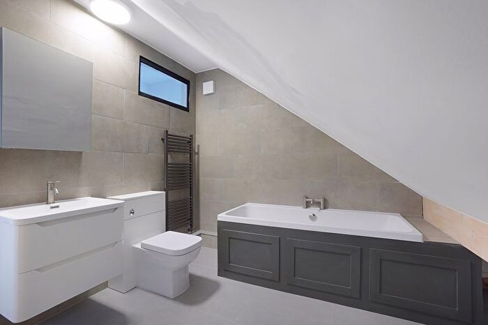 3 Bedroom Terraced House For Sale In St. Peters Grove, Canterbury, CT1