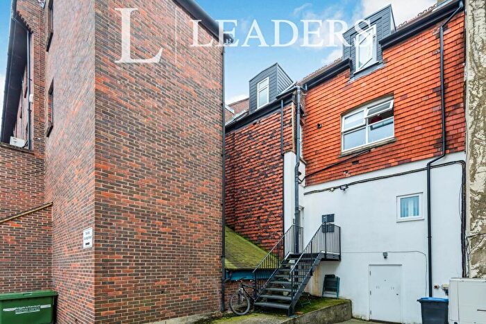 1 Bedroom House To Rent In High Street, Reigate, Surrey, RH2