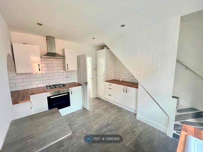 2 Bedroom Terraced House To Rent In Thesiger Street, Lincoln, LN5