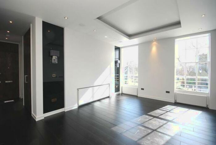2 Bedroom Flat To Rent In Myddelton Square, Angel, London, EC1R