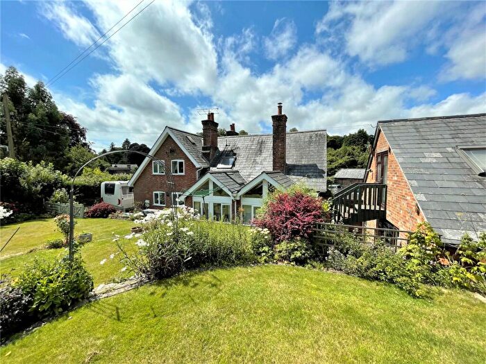 4 Bedroom Detached House For Sale In Grove Lane, Redlynch, Salisbury, Wiltshire, SP5