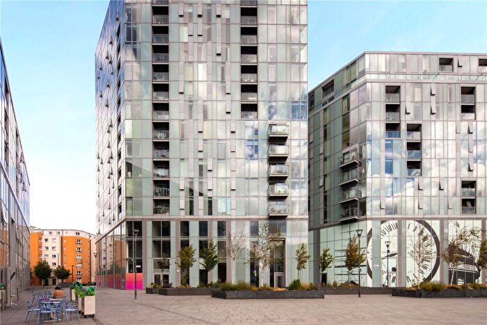 2 Bedroom Flat To Rent In Vertex Tower, Harmony Place, Deptford, London, SE8