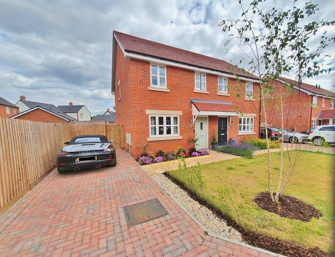 2 Bedroom Semi-Detached House For Sale In Clements Road, Chalgrove, Oxford, OX44