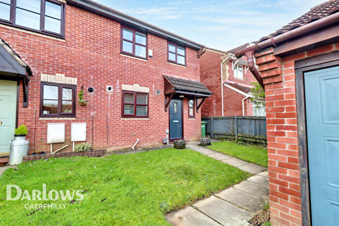 3 Bedroom End Of Terrace House For Sale In Cae Nant Goch, Caerphilly, CF83