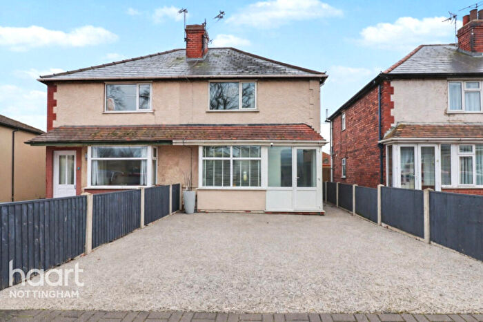 3 Bedroom Semi Detached House For Sale In Doncaster Avenue, Nottingham, NG10