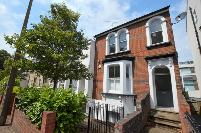 1 Bedroom Flat To Rent In Alma Road, St Albans, AL1