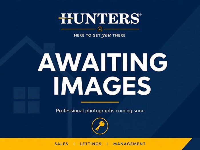 4 Bedroom End Terrace House To Rent In Buxton Close, Epsom, KT19