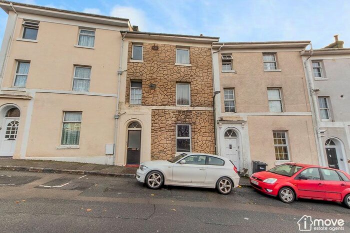 1 Bedroom Flat To Rent In Braddons Street, Torquay, TQ1