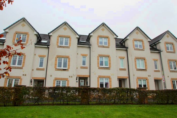 4 Bedroom Town House To Rent In Midton Crescent, Moodiesburn, G69