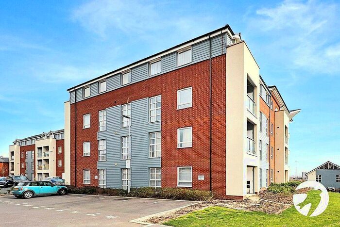 2 Bedroom Flat To Rent In Morris Drive, Belvedere, DA17