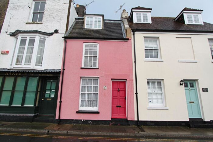 2 Bedroom Cottage To Rent In Middle Street, Deal, CT14
