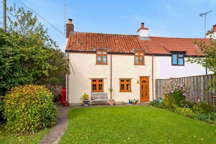 3 Bedroom Property For Sale In Langford, Bristol, BS40