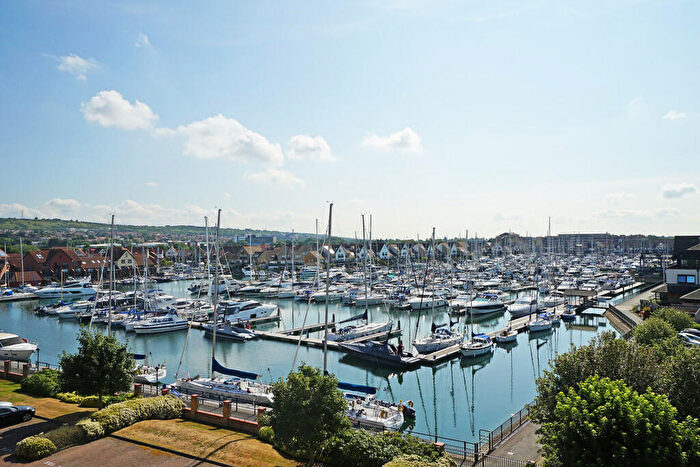 2 Bedroom Apartment To Rent In Mizzen House, Port Solent, PO6