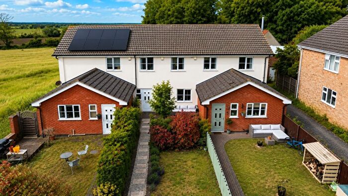 3 Bedroom Terraced House For Sale In Scarle Lane, Eagle, LN6