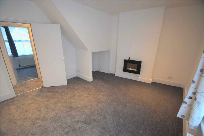 2 Bedroom Property To Rent In Westbrook Place, Tiverton, Devon, EX16