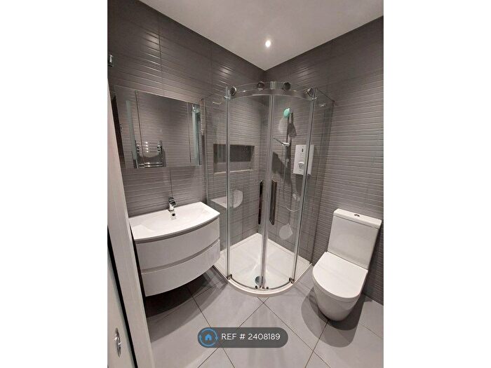 1 Bedroom Flat To Rent In Balham High Road, Balham, SW17