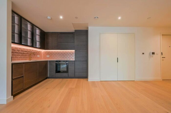 1 Bedroom Flat To Rent In Abram Building, Riverscape, Silvertown, London, E16