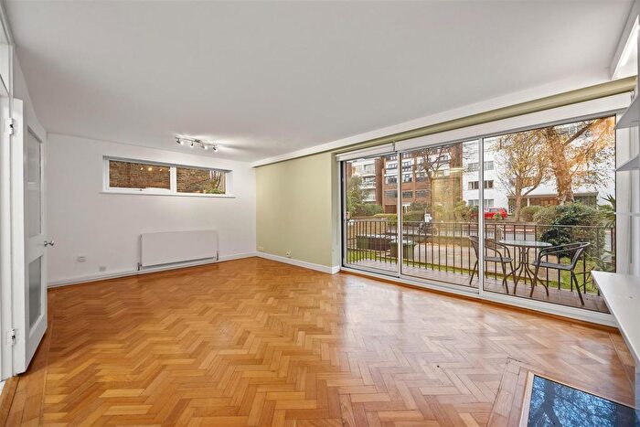 2 Bedroom Flat For Sale In Haverstock Hill, Belsize Park, NW3