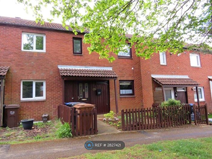3 Bedroom Terraced House To Rent In Haselrig Square, Northampton, NN4