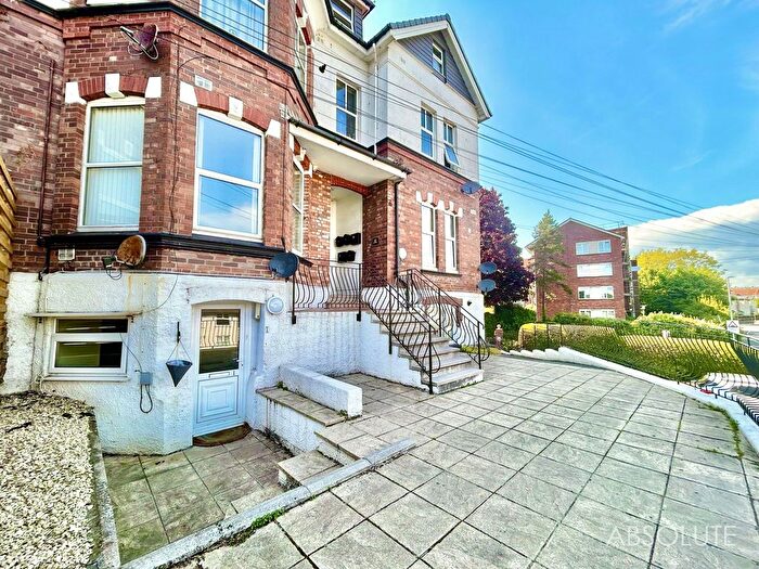 2 Bedroom Flat To Rent In Clennon Rise, Clennon Valley Court, TQ4