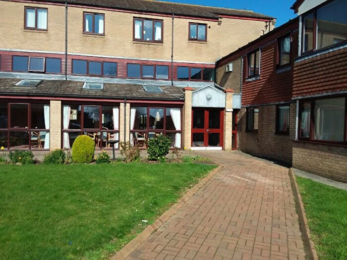 1 Bedroom Apartment To Rent In Queens Road, Daventry, Northamptonshire, NN11