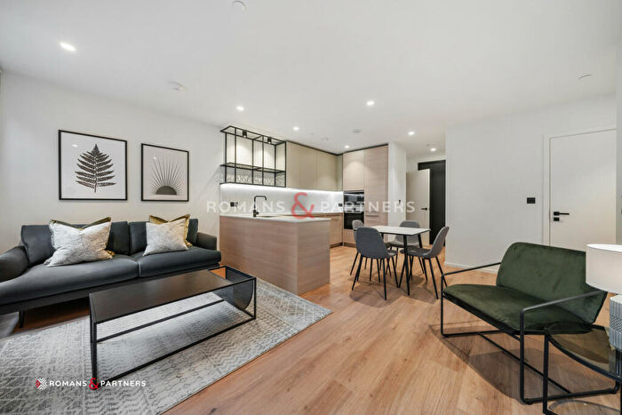 2 Bedroom Apartment To Rent In Iris House, Poplar Riverside, E14