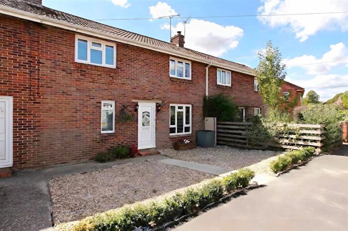 3 Bedroom Terraced House For Sale In Evans Close, Over Wallop, Stockbridge, SO20
