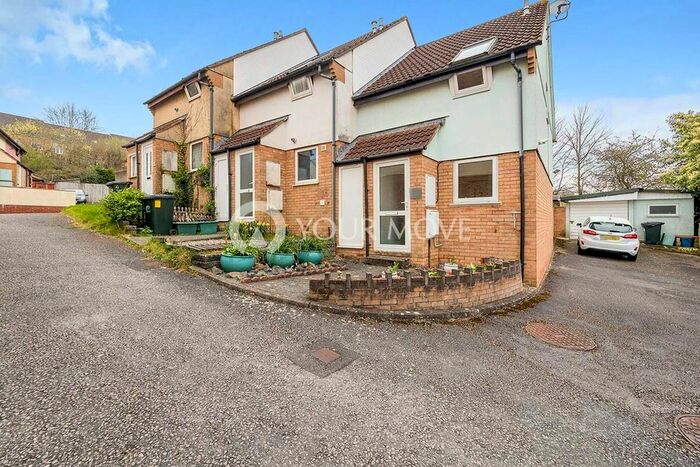 2 Bedroom End Of Terrace House To Rent In Howards Way, Newton Abbot, Devon, TQ12