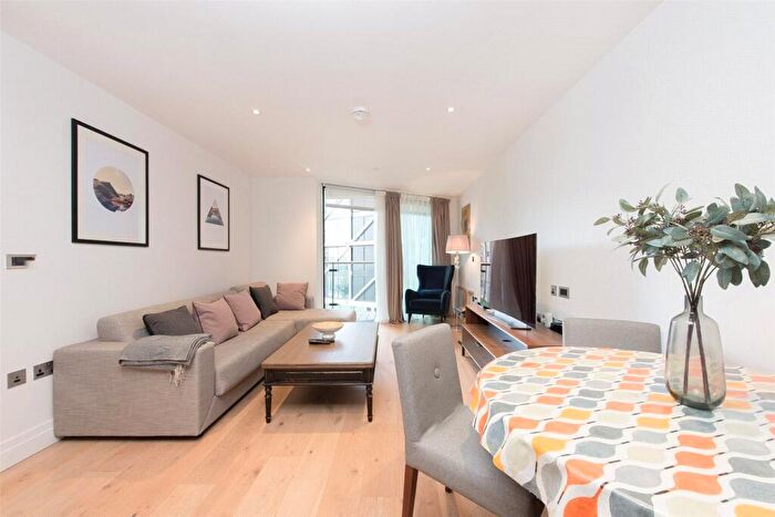 2 Bedroom Apartment To Rent In Riverlight Quay, London, SW11