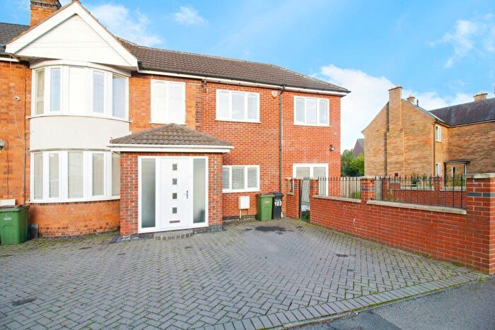4 Bedroom Semi-Detached House For Sale In Harborough Road, Oadby, Leicester, LE2