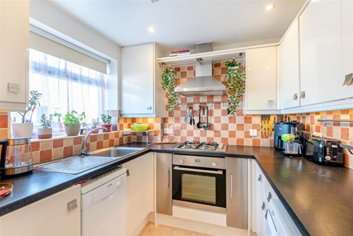 4 Bedroom Semi-Detached House For Sale In Gladstone Road, Penenden Heath, Maidstone, ME14