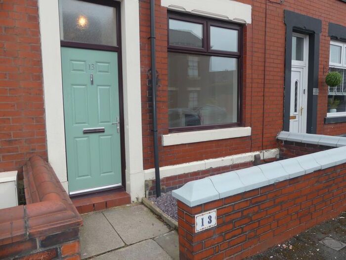 3 Bedroom Terraced House To Rent In Rothwell Street, Royton, Oldham, OL2