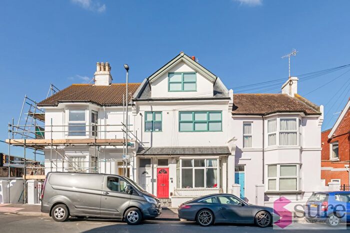 1 Bedroom Flat To Rent In Eastern Road, Brighton, BN2